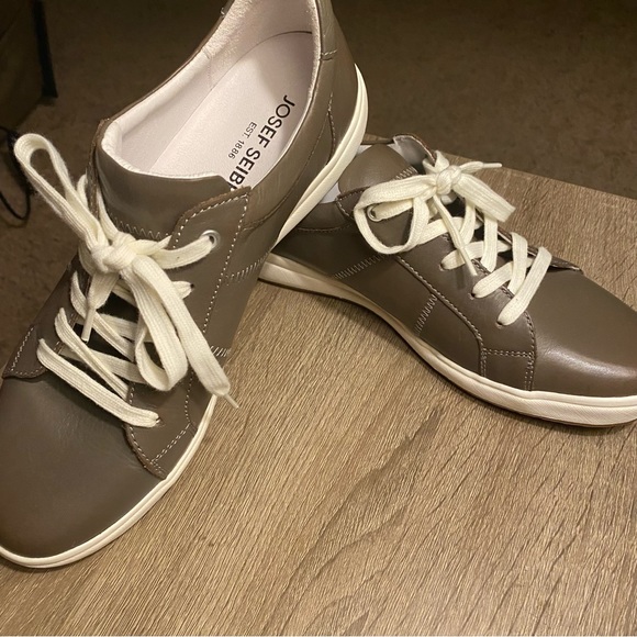 Josef Seibel Caren 01 leather sneakers - Picture 4 of 6